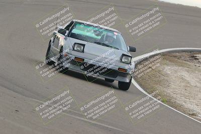 media/Dec-19-2025-Lucky Dog Racing (Fri) [[3b7b1b5fc8]]/Beginner/Session 4 Turn 2 3 Speed Pan/